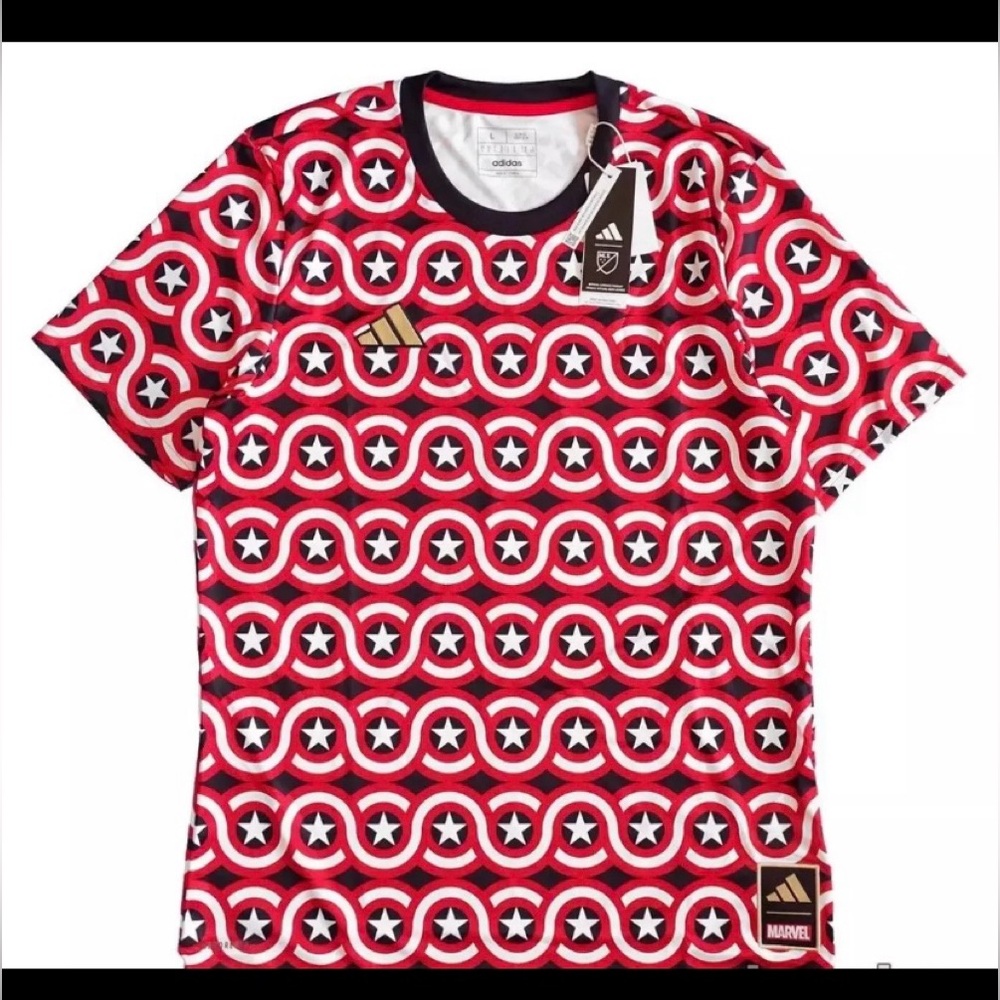 Adidas x Marvel Captain America Mens  Soccer Jersey new